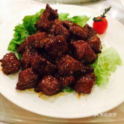 精椒爆料牛肉粒怎么做视频,家常美味轻松学  第2张